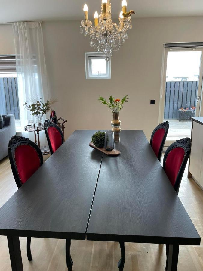 Spacious 3Br Condo Near Blue Lagoon 15M Airport 9M Njarthvik Eksteriør billede