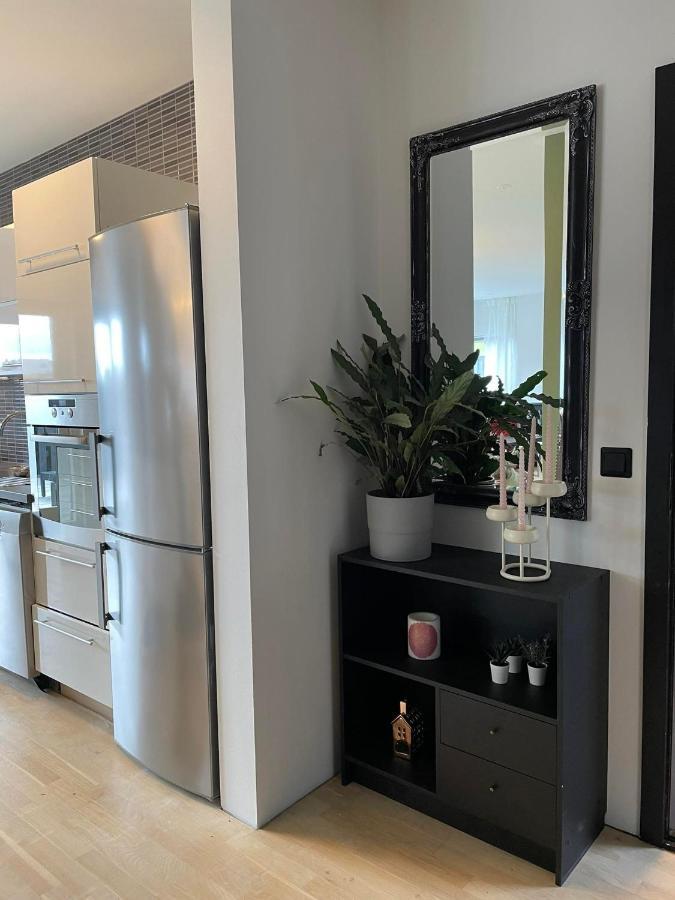 Spacious 3Br Condo Near Blue Lagoon 15M Airport 9M Njarthvik Eksteriør billede