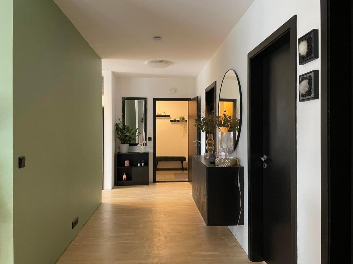 Spacious 3Br Condo Near Blue Lagoon 15M Airport 9M Njarthvik Eksteriør billede